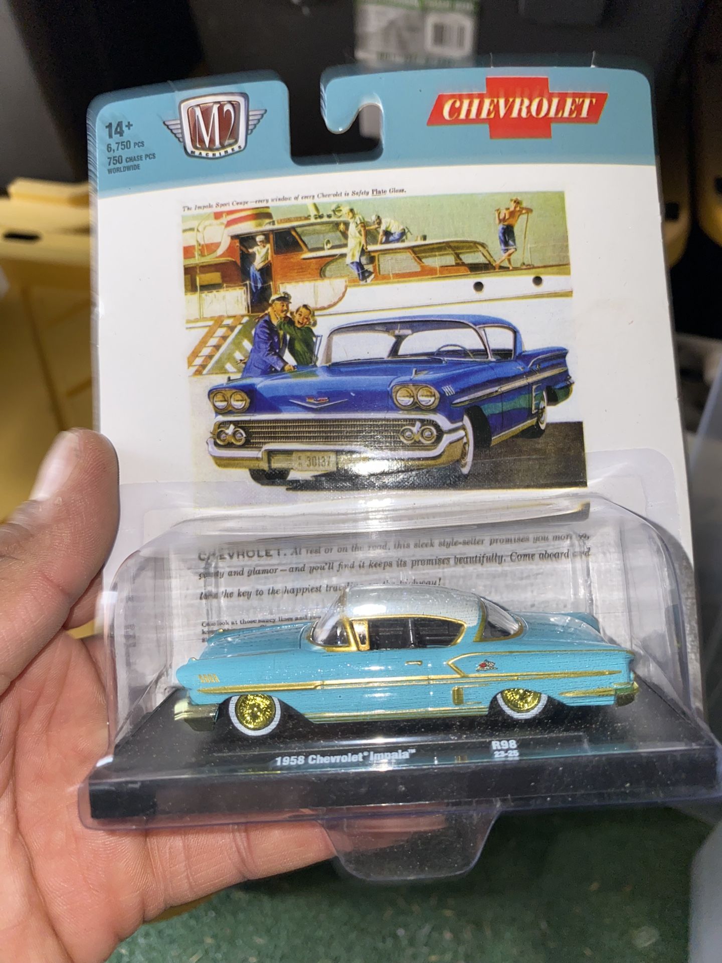 M2 Machines Auto-Drivers Chase Light Blue 1958 Chevrolet Impala