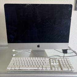 iMac 21,5” Used Minor Scratches On Monitor 