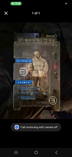 2001 art asylum EMINEM action figure RARE