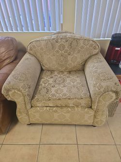 Love seat