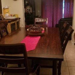 Farm Dining Room With Six Chairs; 2 Arms, 4 Regular.