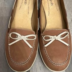 Women’s Softspots Loafers 9.5