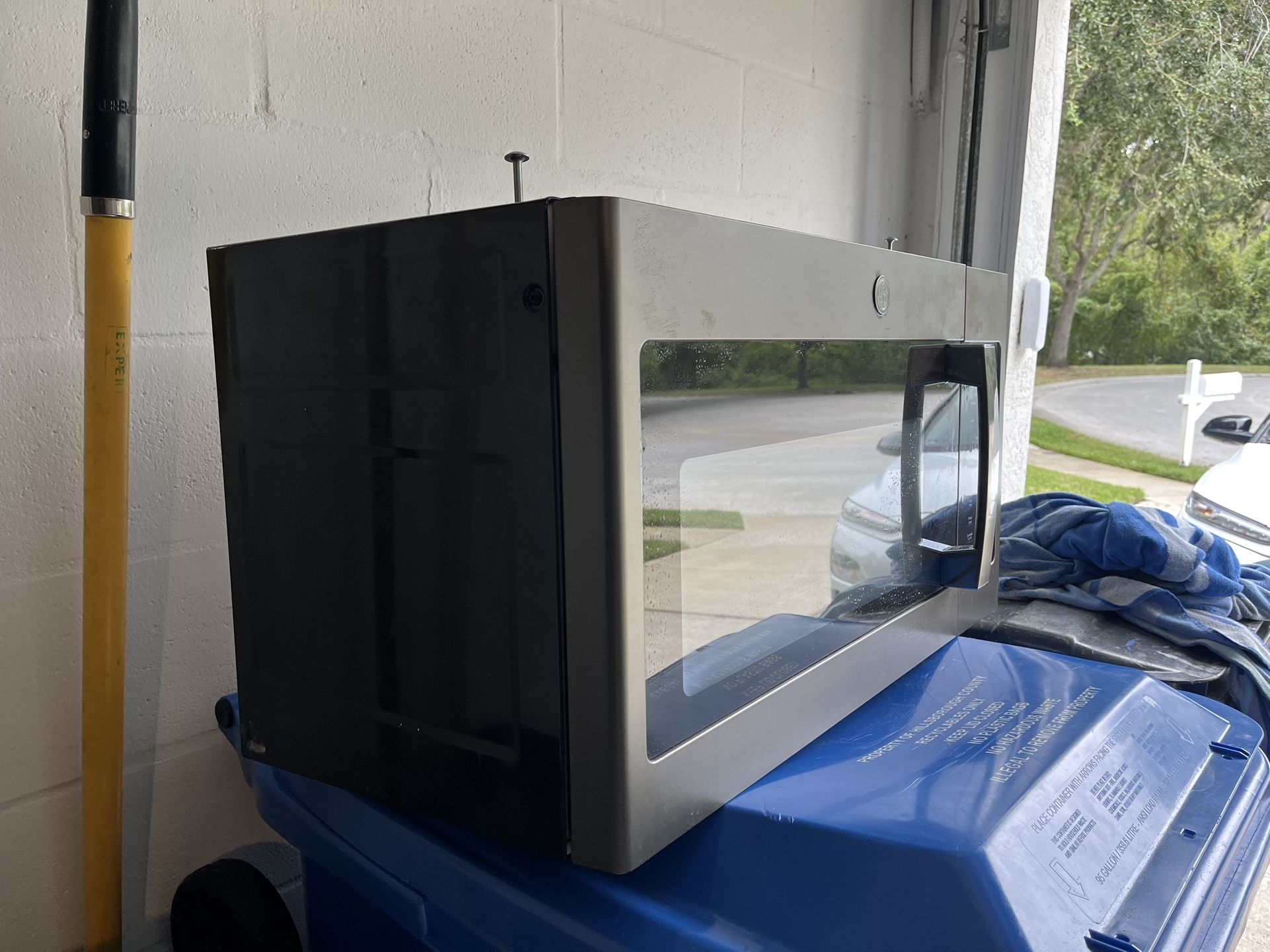 Microwave