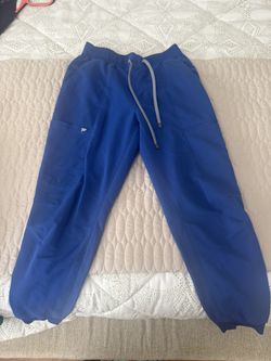 Fabletics Scrubs
