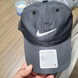 Nike small kids hat