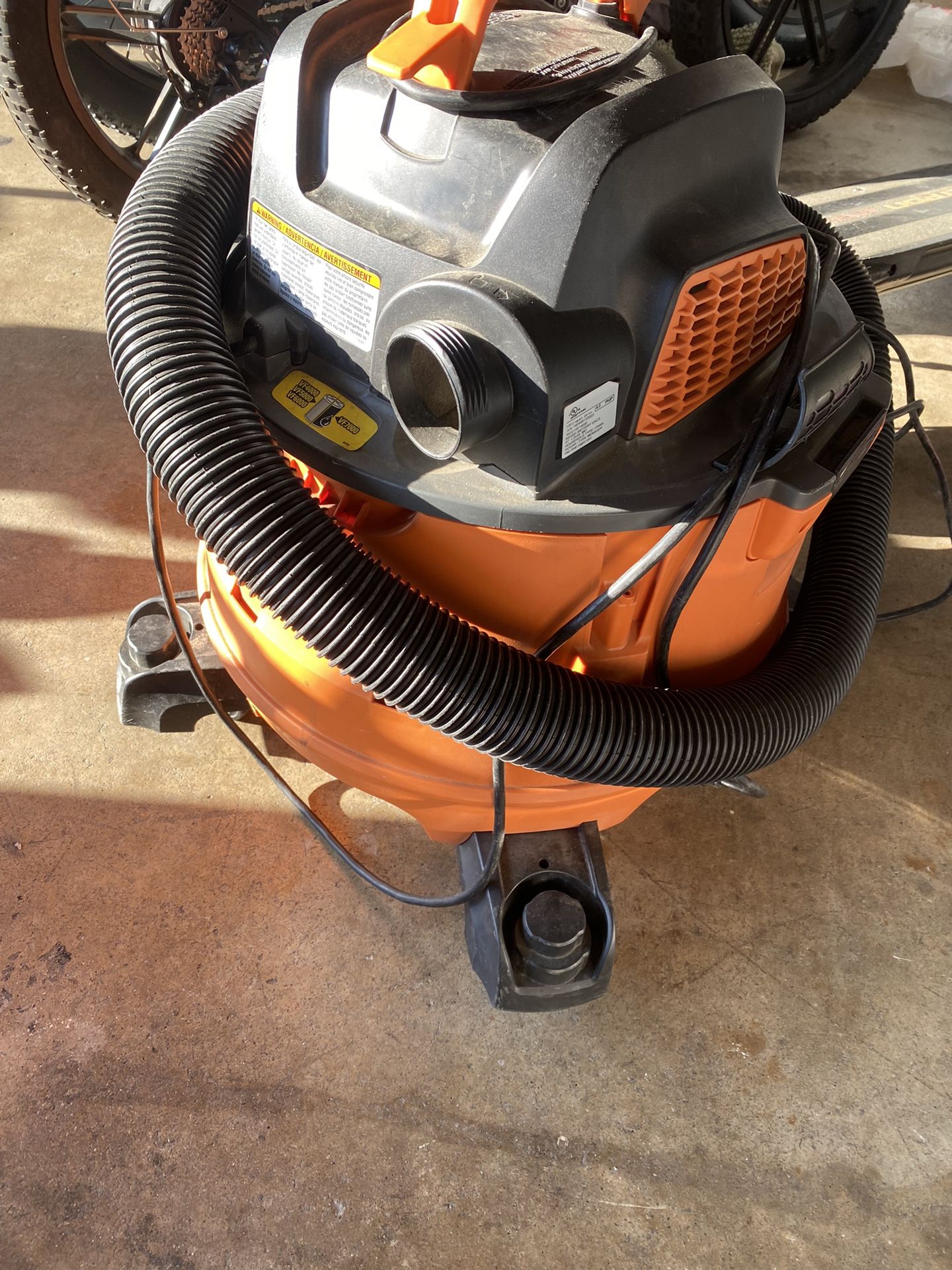 Rigid 16 Gal wet/dry Vacuum Used