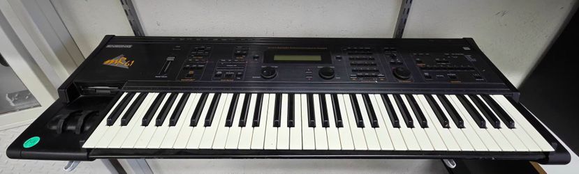 Ensoniq MR-61 - 61 Key Synthesizer Workstation Keyboard