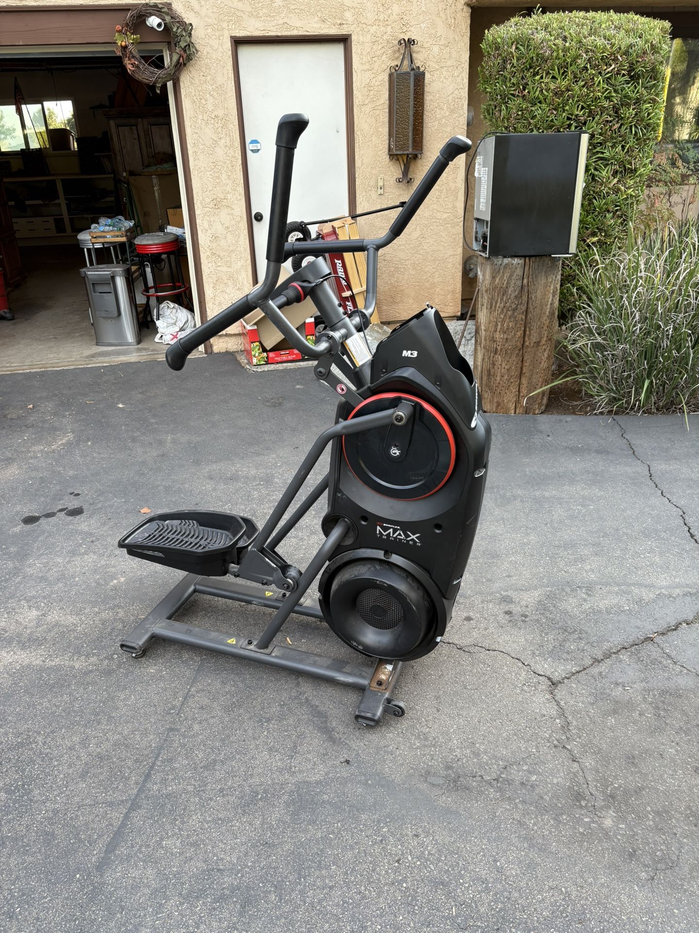 Bowlex Max Trainer