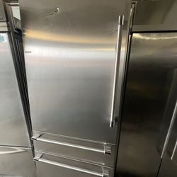 Thermador 36” Built In Refrigerator Stainless Steel 2024