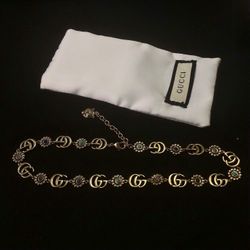 GG Flower Necklace With Blue Stone Gold