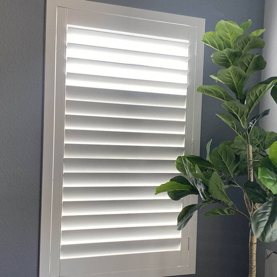 interior Window Shutters - Blinds, Shades, Sliding & French Doors, Persianas De Madera IG: @astro_shutters / CALL OR TEXT ANYTIME! (951) 573-2560 