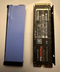 Samsung 970 Evo Plus 2tb nvme ssd w/ heatsink