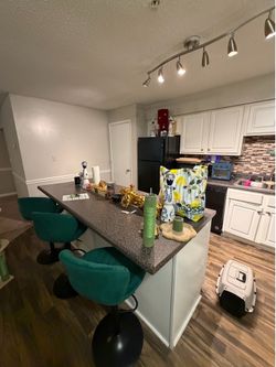 Bar Stools (Set of 3)