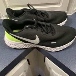 New nike shoes