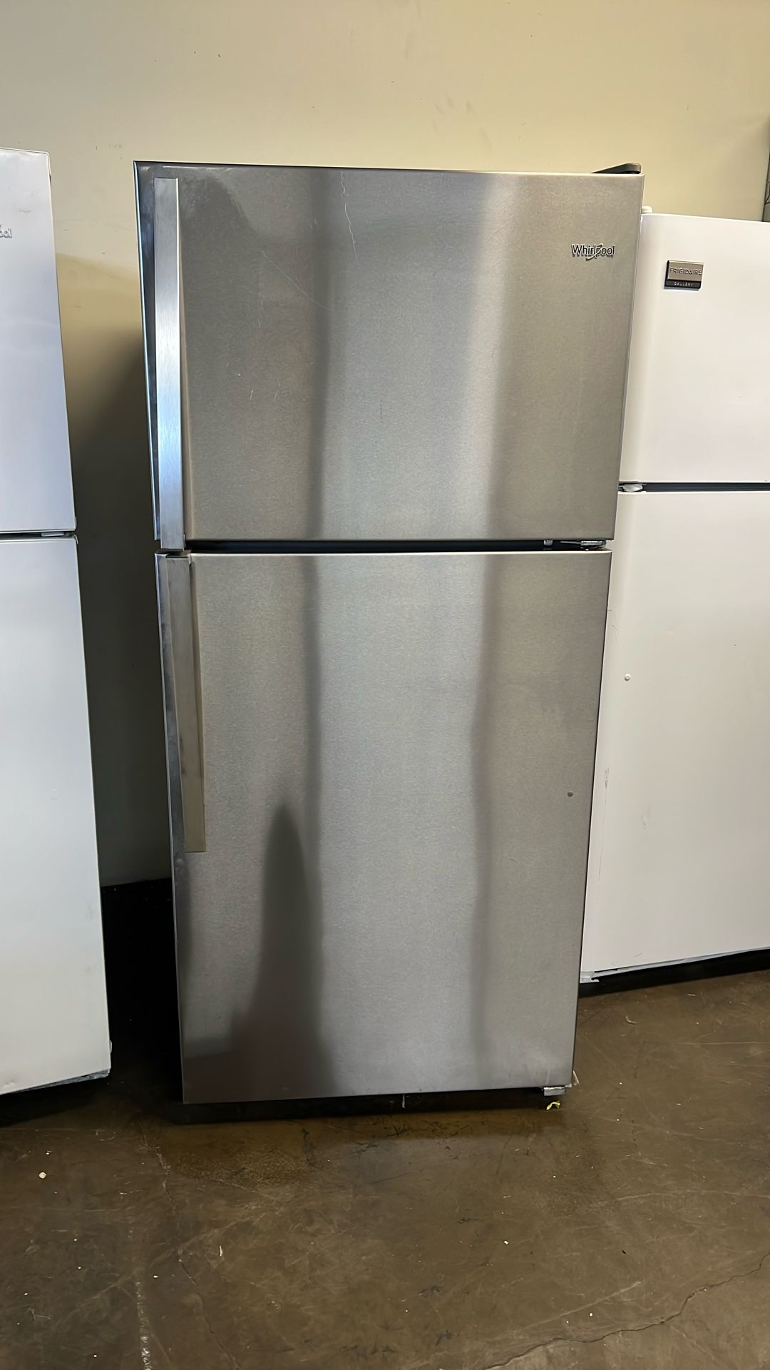 Whirlpool Stainless Steel Top Freezer Refrigerator 18 Cu Ft