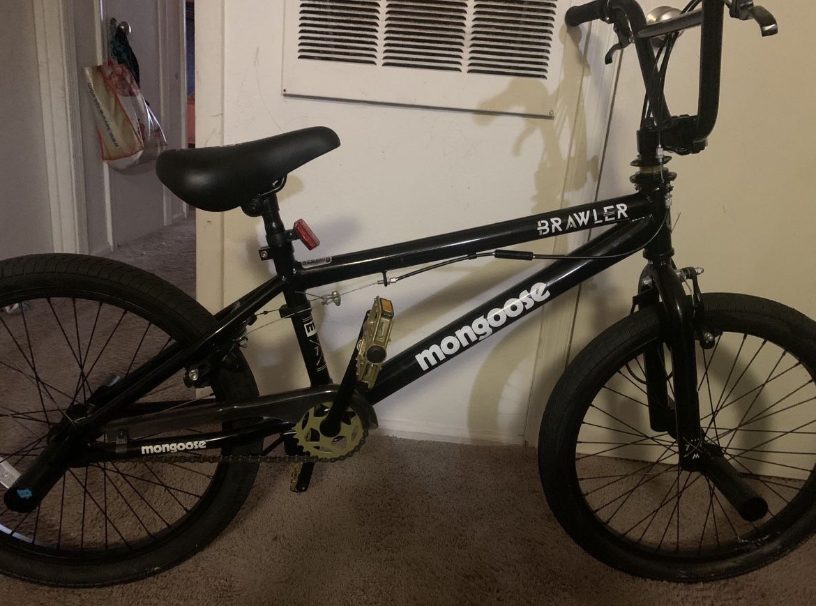 Mongoose Brawler Boys Freestyle BMX Bike