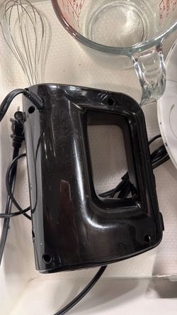 Electric handheld mixer