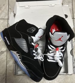 Reimagined Metallic Jordan 5