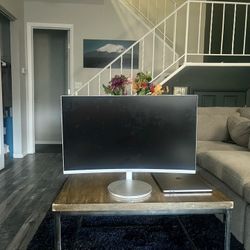 27.5” SAMSUNG Monitor