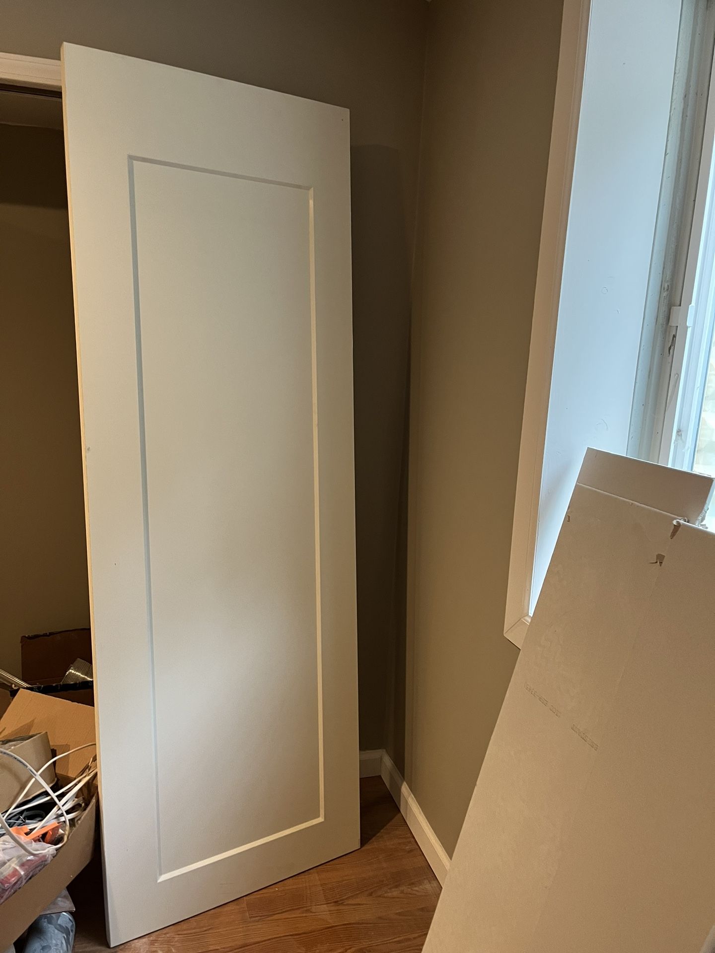 28 Inch Door And 28 Inch Closet Bifold For Sale