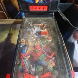 2006 Marvel Pin Ball Game(Spiderman)