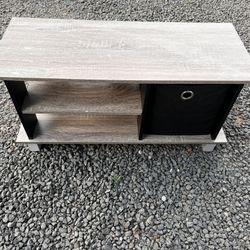 Storage Table 