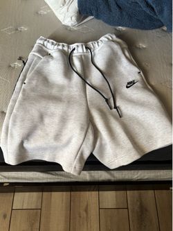 Nike tech shorts size S