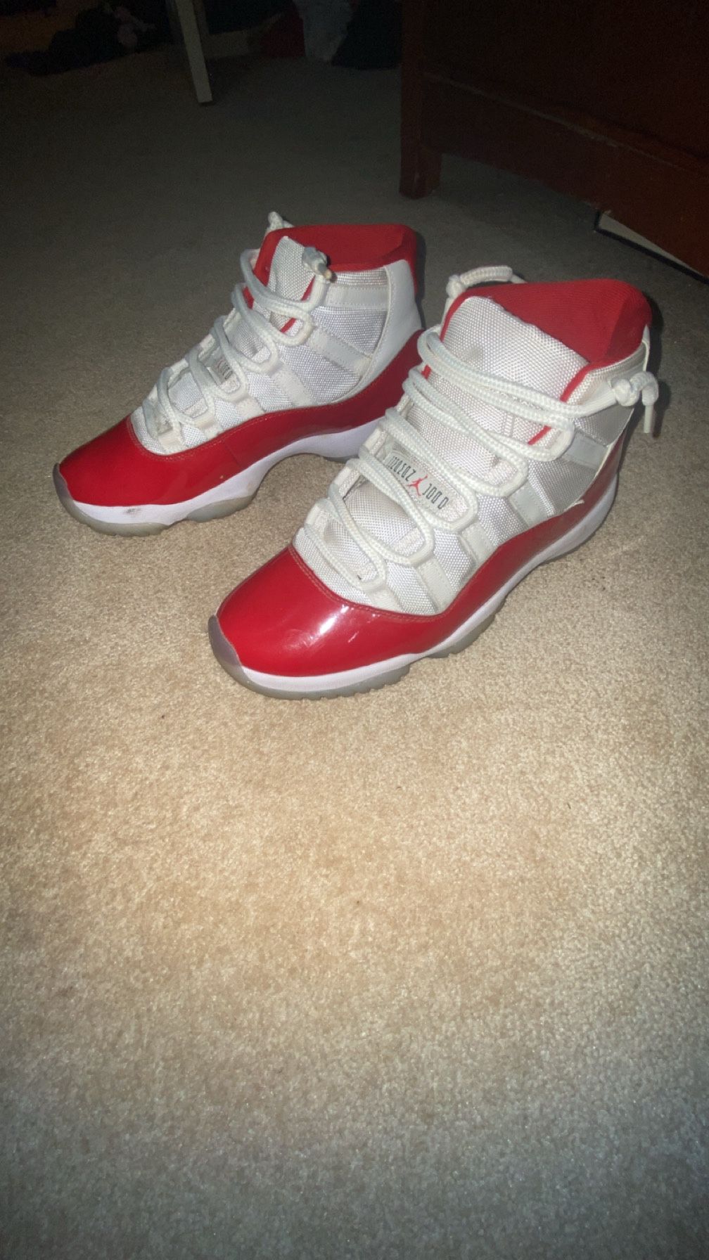 Jordan 11 Cherry 