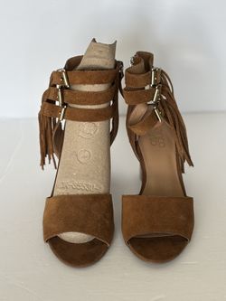 Franco Sarto; Suede Shoes NEW ; Size 7