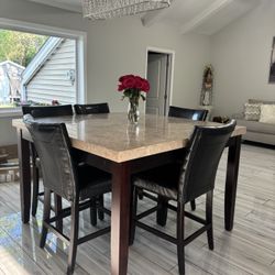 Dinner table 