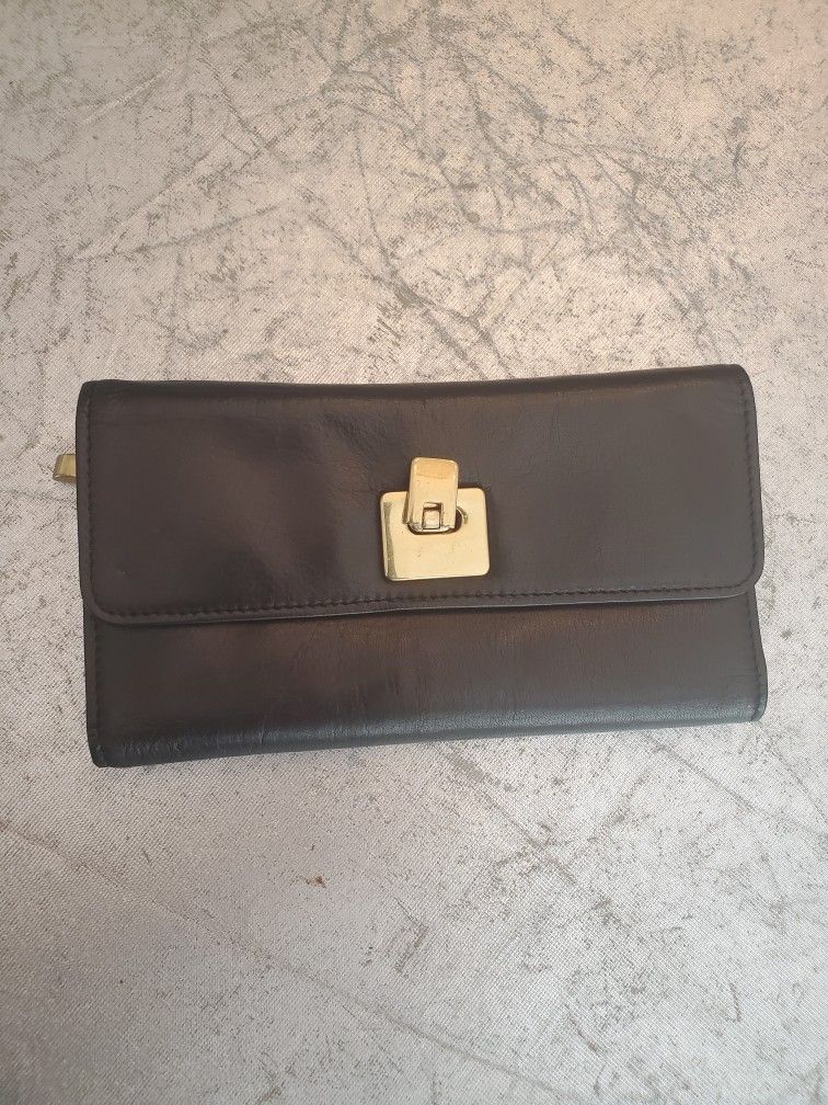 DKNY leather women's wallet