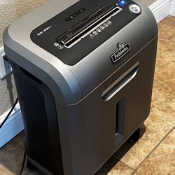 Fellowes Heavy Duty Crosscut Paper Shredder 