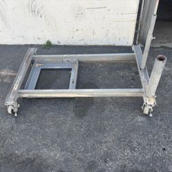 Delta table saw cart