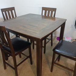 Dinning Table