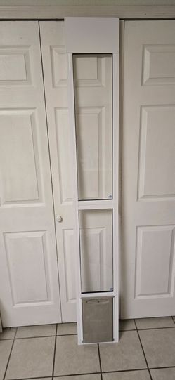 Medium PetSafe Doggie Door