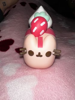 Swiss Roll Pusheen