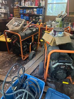 Generator huge