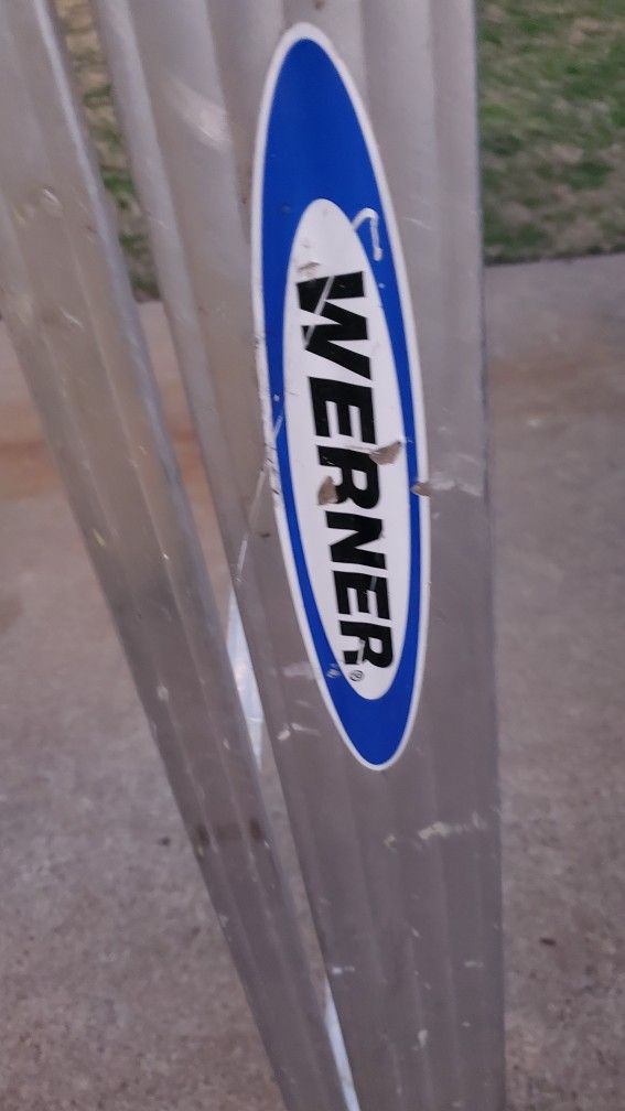 WERNER Stepladder: 6 ft Ladder Ht 5 Steps 250 lb Aluminum