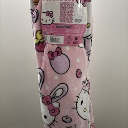 Hello Kitty Throw