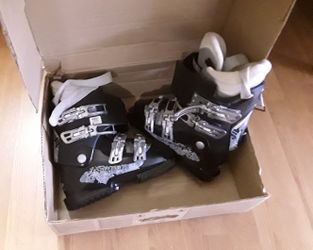 Ski boots
