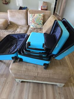4 piece luggage set