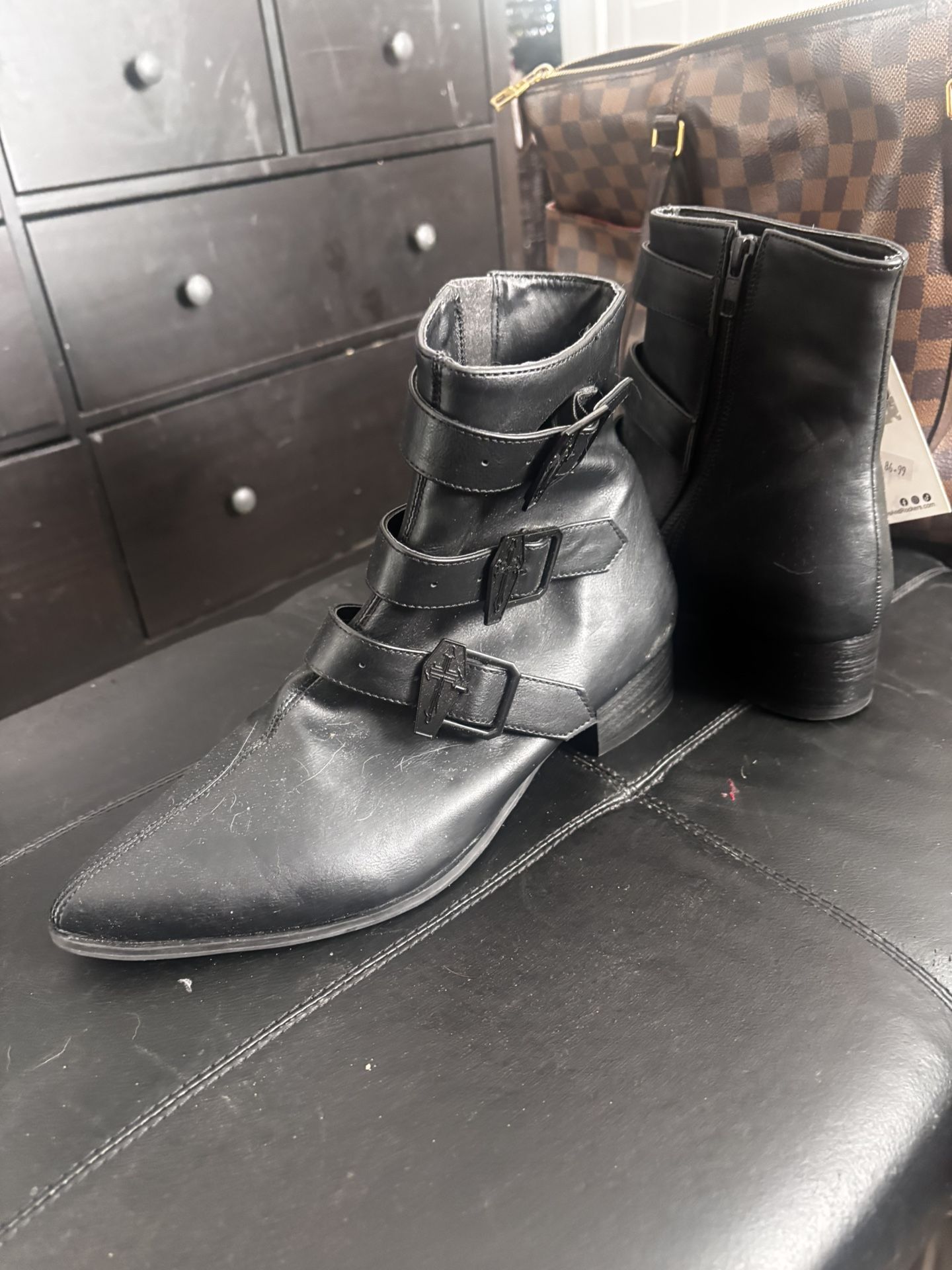 DEMONIA Warlock Boots 8/10