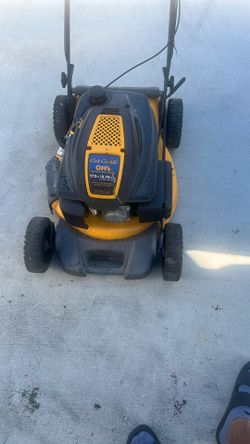 Cub Cadet Lawnmower 