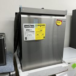 NEW LG DISHWASHER QUADWASH 