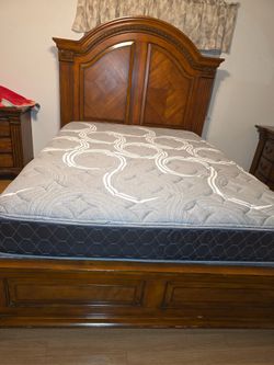 Bedroom set