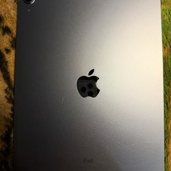 iPad 10th Generation 64 GB