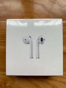 Apple AirPods 2nd Generation Original with Wireless Charging Case White Original