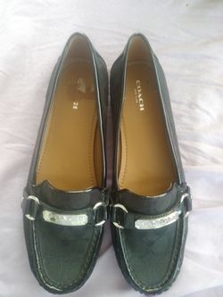 Brand new size 9 coach driving moccassins