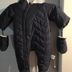 Baby snowsuit, size 3-6 months, New