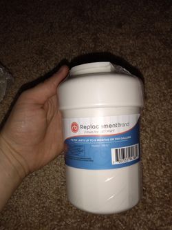 2 new fridge filters